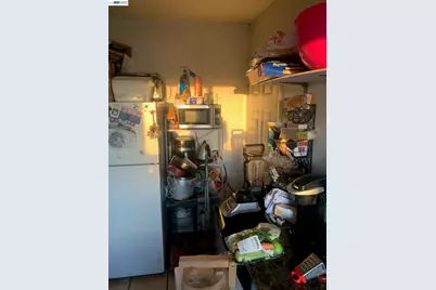 7333 Lockwood St, Oakland, CA 94621 - Photo 13