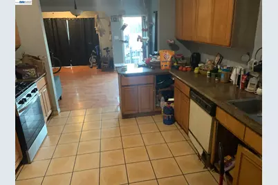7333 Lockwood St, Oakland, CA 94621 - Photo 5