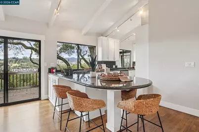 858 Mountain View Dr, Lafayette, CA 94549 - Photo 15