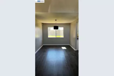 2310 Lightcap St, Lancaster, CA 93535 - Photo 3