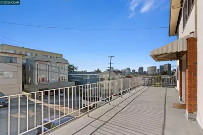 650 Hillsborough St, Oakland, CA 94606 - Photo 41