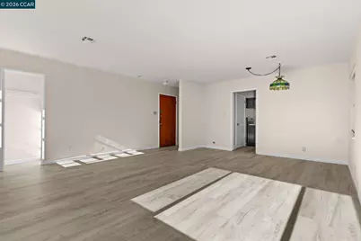 650 Hillsborough St, Oakland, CA 94606 - Photo 21