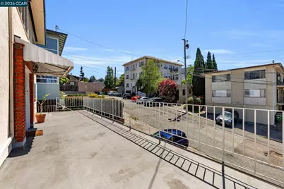 650 Hillsborough St, Oakland, CA 94606 - Photo 45