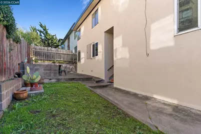 650 Hillsborough St, Oakland, CA 94606 - Photo 43