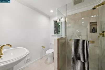 15 Los Dedos, Orinda, CA 94563 - Photo 35