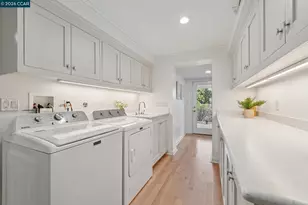 15 Los Dedos, Orinda, CA 94563 - Photo 29