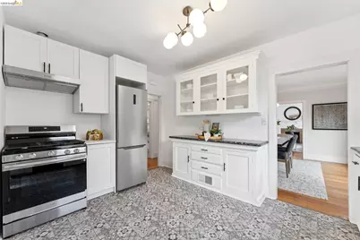 5721 Roberts Ave, Oakland, CA 94605 - Photo 19