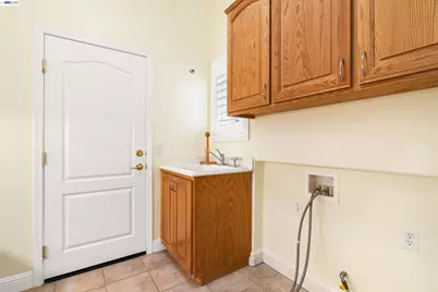 1360 McPrince Ln, Brentwood, CA 94513 - Photo 35