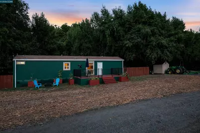 60 Hampton Road, Martinez, CA 94553 - Photo 9