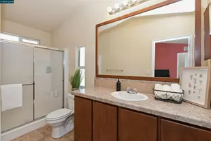 60 Hampton Rd, Martinez, CA 94553 - Photo 25