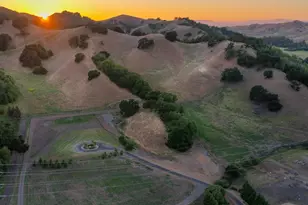 60 Hampton Rd, Martinez, CA 94553 - Photo 1