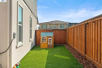 2517 Cyan Dr, Fairfield, CA 94533 - Photo 41