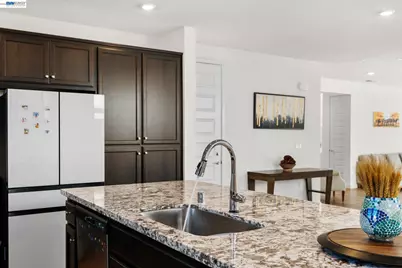 2517 Cyan Dr, Fairfield, CA 94533 - Photo 11