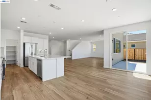 1020 Bluebell Circle, Discovery Bay, CA 94505 - Photo 3