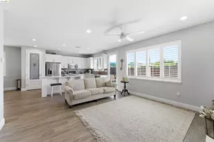 72 Greystone Pl, Pittsburg, CA 94565 - Photo 17