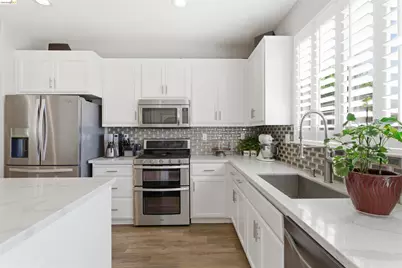 72 Greystone Pl, Pittsburg, CA 94565 - Photo 13