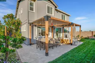 2037 Shrike Ct, Vacaville, CA 95688 - Photo 39