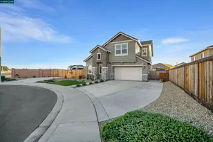 2037 Shrike Ct, Vacaville, CA 95688 - Photo 3