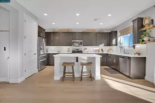 2037 Shrike Ct, Vacaville, CA 95688 - Photo 15