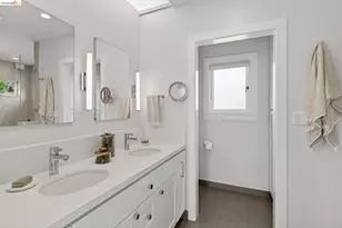 244 Cross Rd, Oakland, CA 94618 - Photo 43