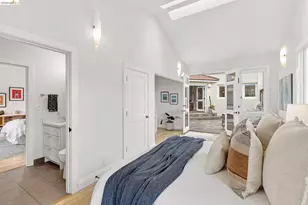 244 Cross Rd, Oakland, CA 94618 - Photo 27