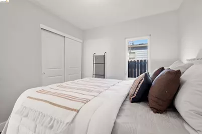 3920 Edgemoor Pl, Oakland, CA 94605 - Photo 23