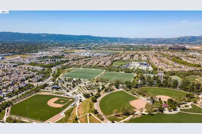 3956 Jordan Ranch Dr, Dublin, CA 94568 - Photo 7