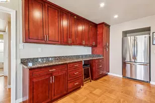 11023 Cameron Ave, Oakland, CA 94605 - Photo 19