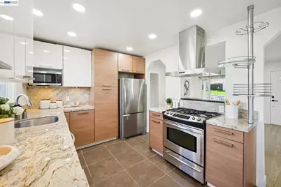 2690 Watson St, Castro Valley, CA 94546 - Photo 9