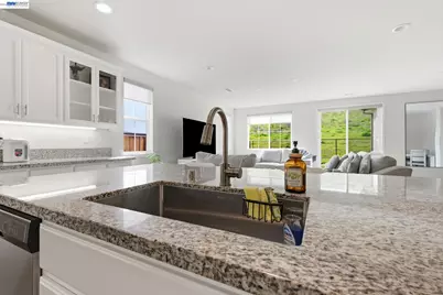 5444 Gray Pine Way, Antioch, CA 94531 - Photo 15