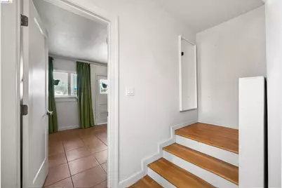 814 46th St, Oakland, CA 94608 - Photo 5