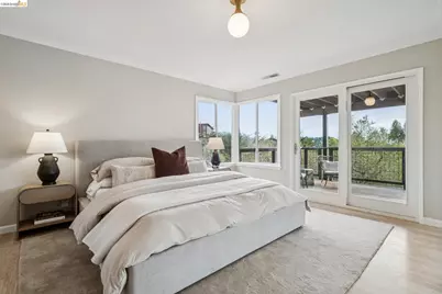 1925 Manzanita Dr, Oakland, CA 94611 - Photo 27