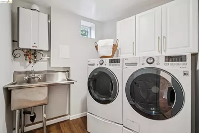 1925 Manzanita Dr, Oakland, CA 94611 - Photo 41