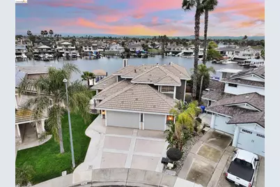 5761 Salmon Ct, Discovery Bay, CA 94505 - Photo 7