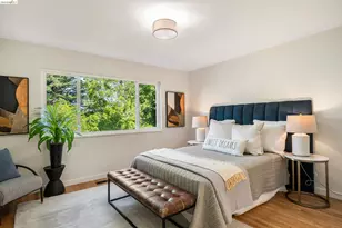 22 Rydal Ct, Oakland, CA 94611 - Photo 15