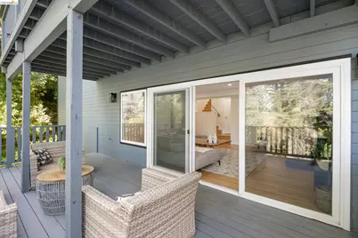 22 Rydal Ct, Oakland, CA 94611 - Photo 35
