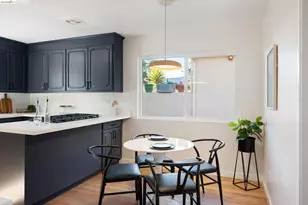 22 Rydal Ct, Oakland, CA 94611 - Photo 7