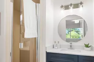 22 Rydal Ct, Oakland, CA 94611 - Photo 17