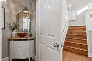 7084 Westmoorland Dr, Berkeley, CA 94705 - Photo 23