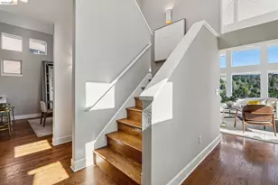 7084 Westmoorland Dr, Berkeley, CA 94705 - Photo 5