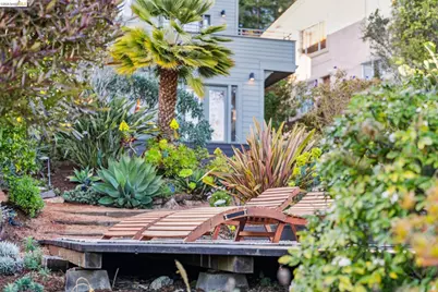 7084 Westmoorland Dr, Berkeley, CA 94705 - Photo 53