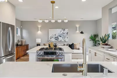 7084 Westmoorland Dr, Berkeley, CA 94705 - Photo 17