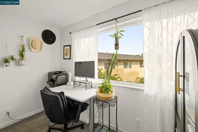 1511 Parkwood Pl, Concord, CA 94521 - Photo 15