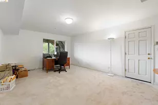 2745 Butters Dr, Oakland, CA 94602 - Photo 17