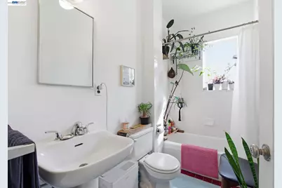 1682 Oxford St, Berkeley, CA 94709 - Photo 11