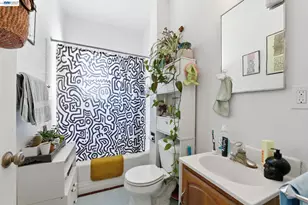 1682 Oxford St, Berkeley, CA 94709 - Photo 19