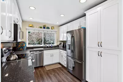 38821 Canyon Heights Dr, Fremont, CA 94536 - Photo 9