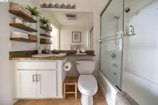 301 Crescent Ct, San Francisco, CA 94134 - Photo 9