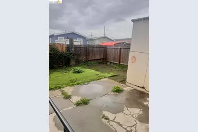 6230 Hayes St, Oakland, CA 94621 - Photo 5
