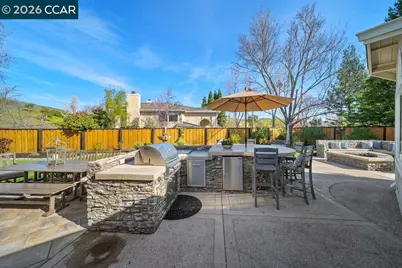 10 Crown Valley Ct, Danville, CA 94506 - Photo 43